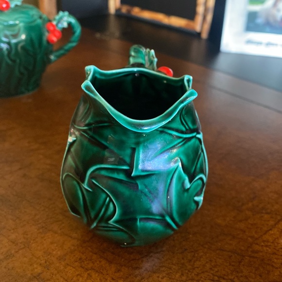 Vintage Lefton Set Creamer & Sugar bowl w/lid-Holly Berries #1355 - Picture 2 of 16